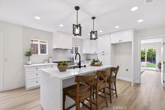 2430 S Cochran Avenue, Los Angeles, CA 90016