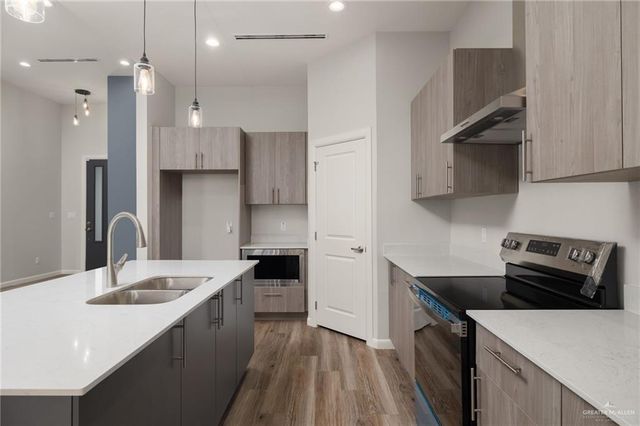 2912 Dhalia Drive, San Juan, TX 78589