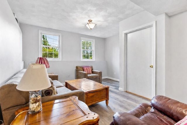 10 Battlemarch Way, Woburn, MA 01801