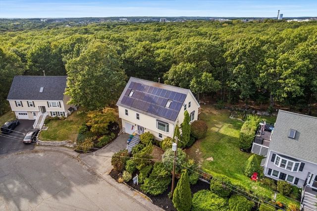 10 Battlemarch Way, Woburn, MA 01801