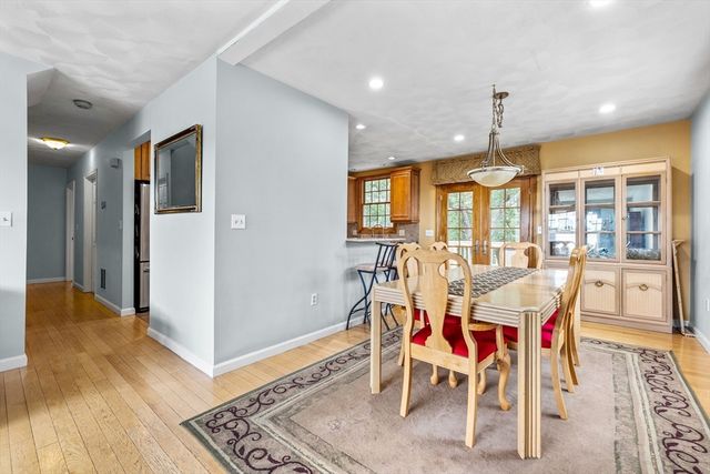 10 Battlemarch Way, Woburn, MA 01801