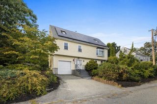 10 Battlemarch Way, Woburn, MA 01801