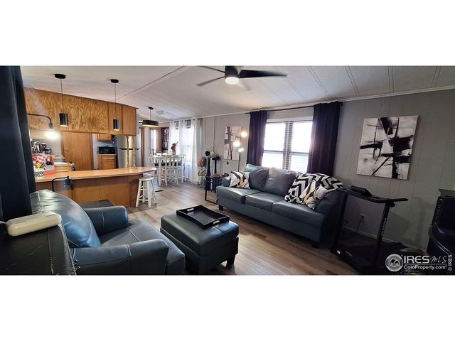 2200 37th St 102, Evans, CO 80620