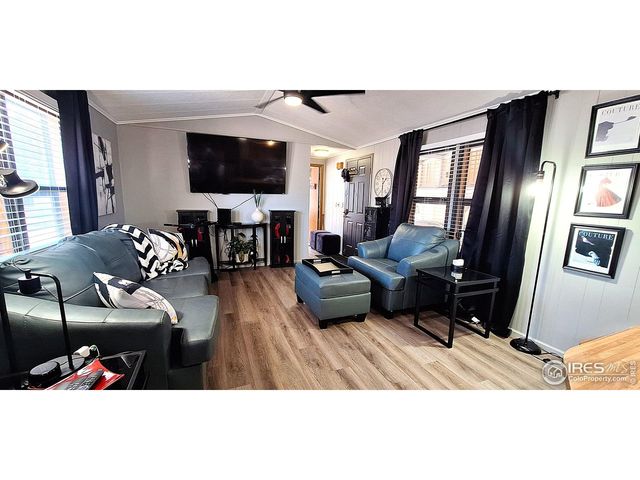 2200 37th St 102, Evans, CO 80620