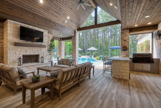 7304 Morningbrook Court, Montgomery, TX 77316