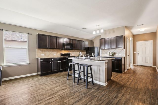 805 Red Tails DR, Austin, TX 78725