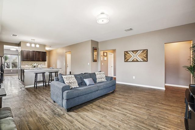 805 Red Tails DR, Austin, TX 78725
