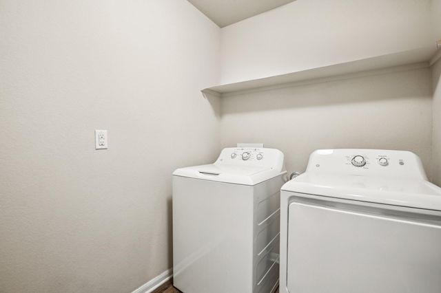 805 Red Tails DR, Austin, TX 78725