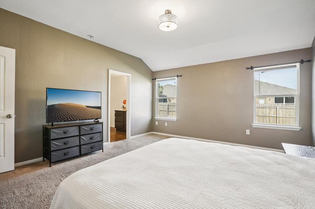 805 Red Tails DR, Austin, TX 78725