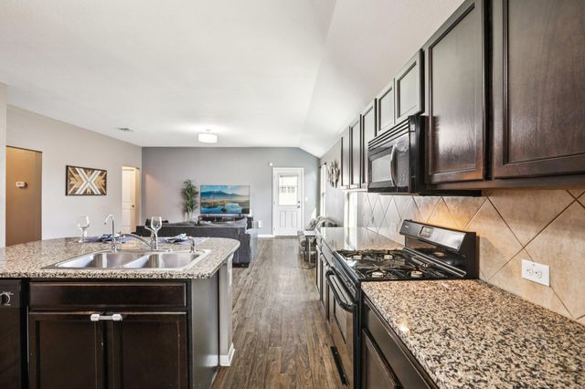 805 Red Tails DR, Austin, TX 78725