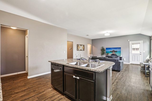 805 Red Tails DR, Austin, TX 78725