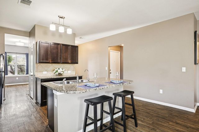 805 Red Tails DR, Austin, TX 78725