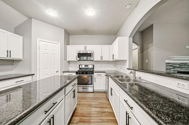 7102 Grassy Grove Lane, Richmond, TX 77407