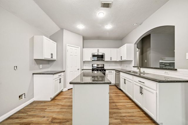 7102 Grassy Grove Lane, Richmond, TX 77407