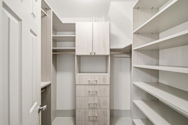 7102 Grassy Grove Lane, Richmond, TX 77407