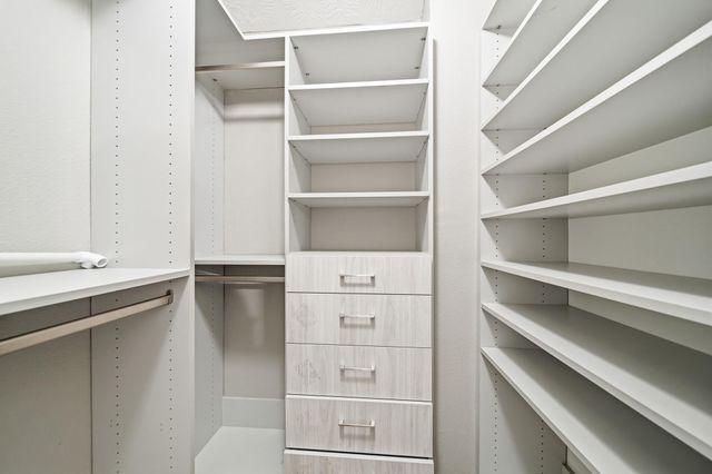 7102 Grassy Grove Lane, Richmond, TX 77407