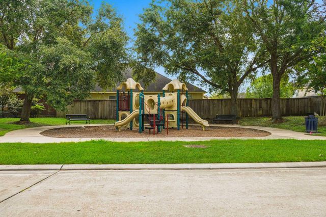 7102 Grassy Grove Lane, Richmond, TX 77407