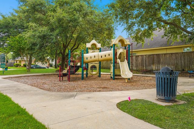 7102 Grassy Grove Lane, Richmond, TX 77407