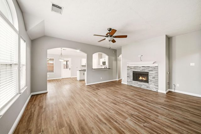 7102 Grassy Grove Lane, Richmond, TX 77407