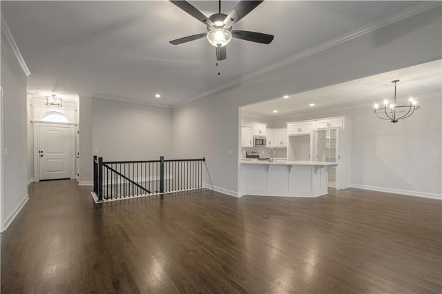 11809 N Wheeling Avenue, Kansas City, MO 64156