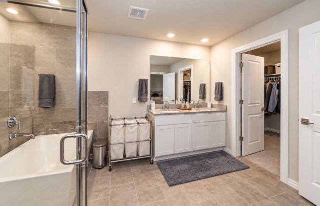 1502 S 72nd Place, Broken Arrow, OK 74014