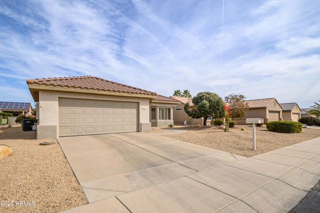 15642 W ARBOR Trail, Surprise, AZ 85374