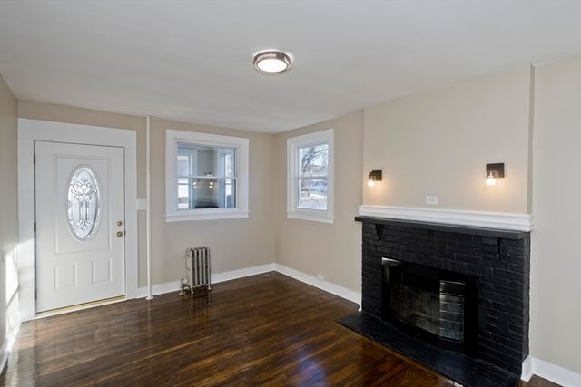 566 Broadway St, Chicopee, MA 01020