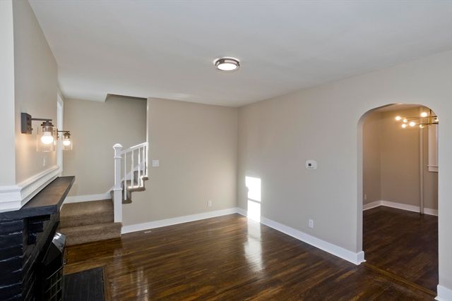 566 Broadway St, Chicopee, MA 01020