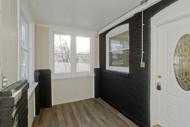 566 Broadway St, Chicopee, MA 01020