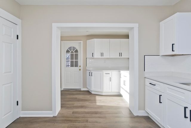 566 Broadway St, Chicopee, MA 01020