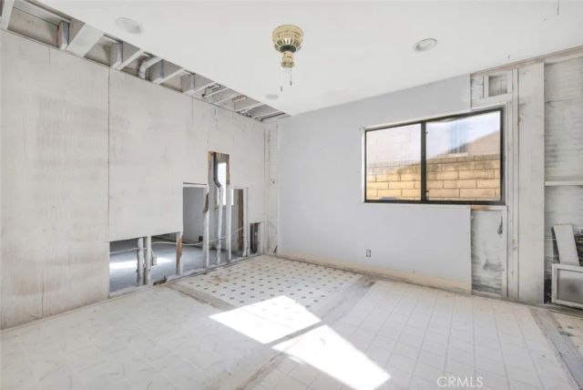 23540 Cherry Street, Newhall, CA 91321