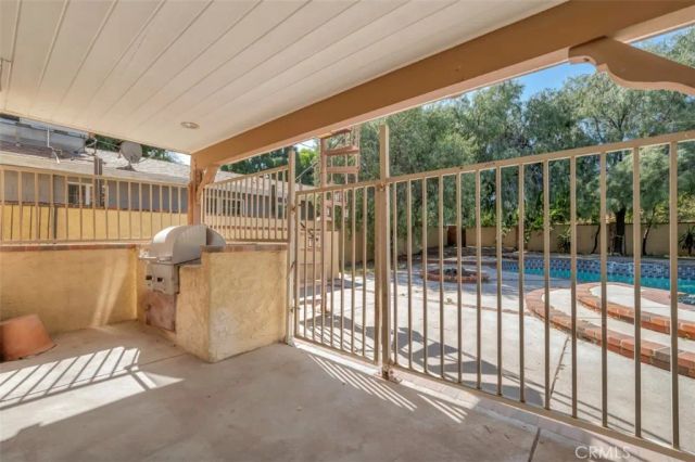 23540 Cherry Street, Newhall, CA 91321