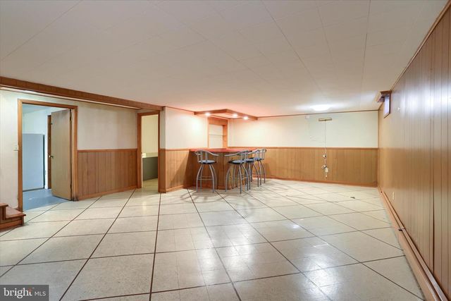 5 ROUND HILL RD, Camp Hill, PA 17011