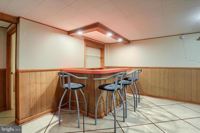 5 ROUND HILL RD, Camp Hill, PA 17011