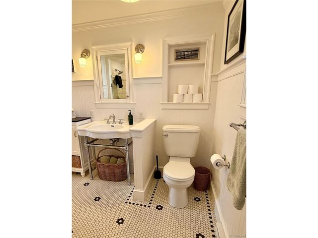 212 Blake St, Salida, CO 81201