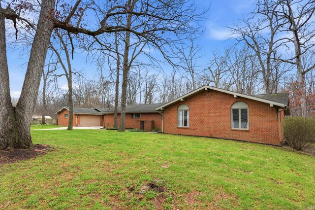 3505 Delaware Trail, Muncie, IN 47302
