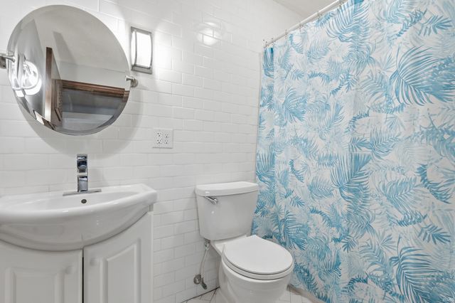 3505 Delaware Trail, Muncie, IN 47302