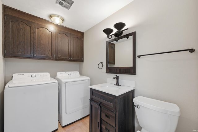3505 Delaware Trail, Muncie, IN 47302