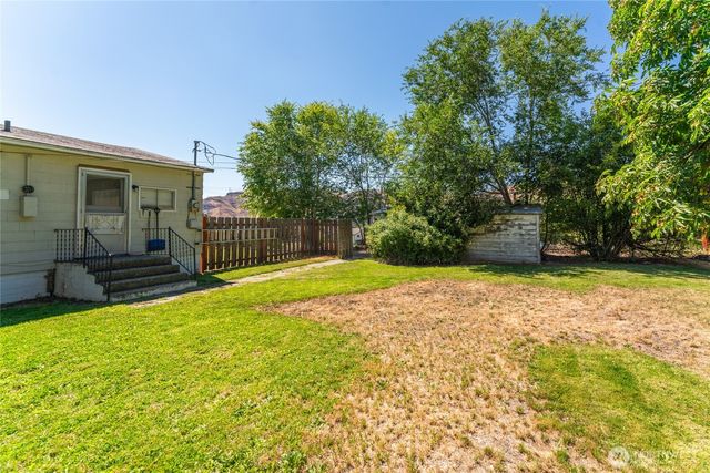 1000 Civic Way NE, Coulee Dam, WA 99116