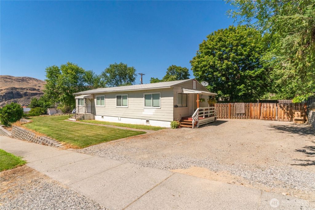 1000 Civic Way NE, Coulee Dam, WA 99116