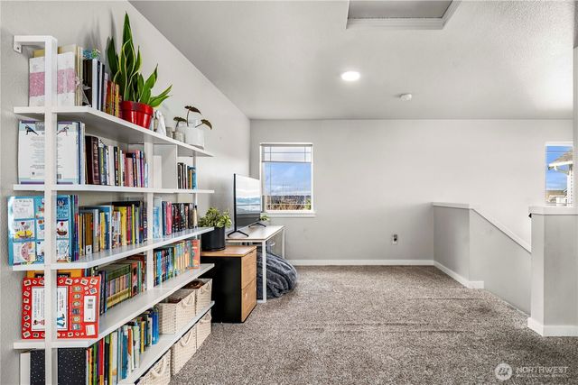 17609 111th Street Ct E, Bonney Lake, WA 98391