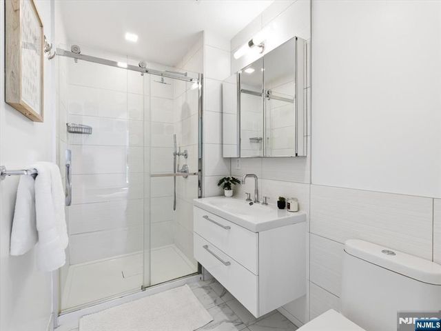 380 Newark Avenue 406, Jersey City, NJ 07302