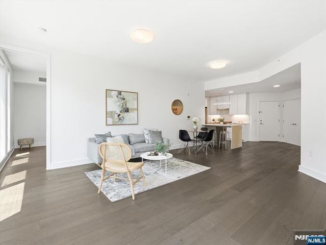 380 Newark Avenue 406, Jersey City, NJ 07302