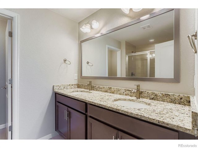 690 Stonebridge Drive, Longmont, CO 80503