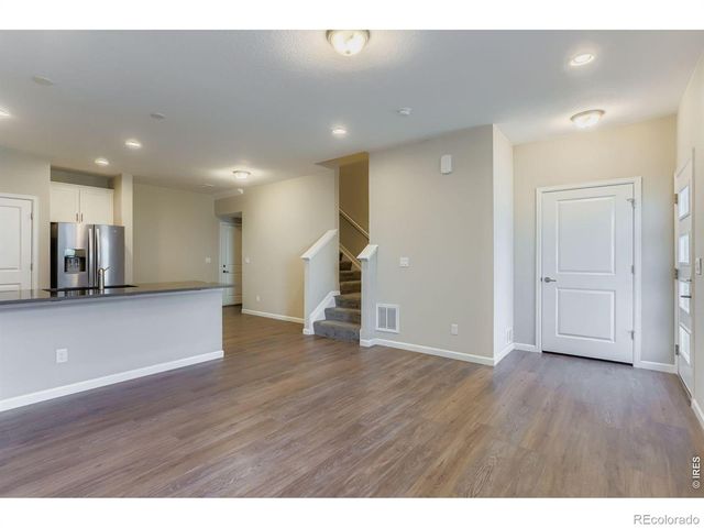 690 Stonebridge Drive, Longmont, CO 80503