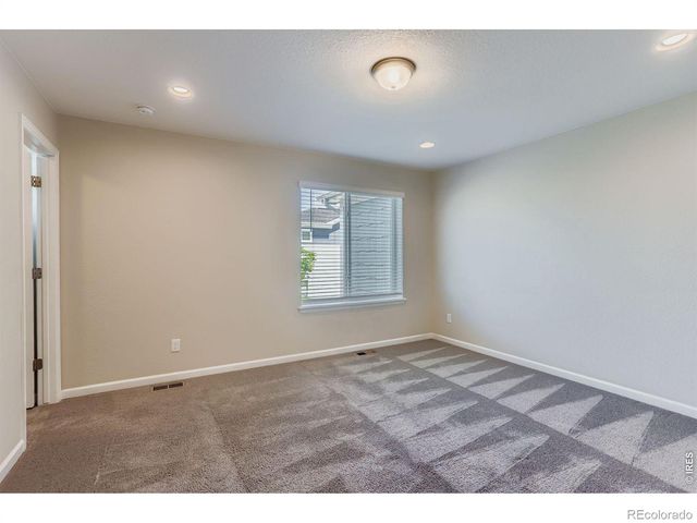 690 Stonebridge Drive, Longmont, CO 80503