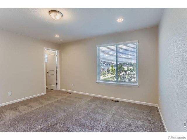 690 Stonebridge Drive, Longmont, CO 80503