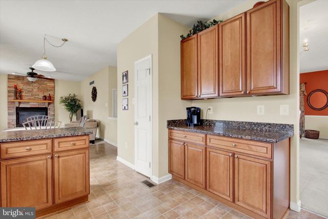 128 FARM HOUSE LN, York, PA 17408