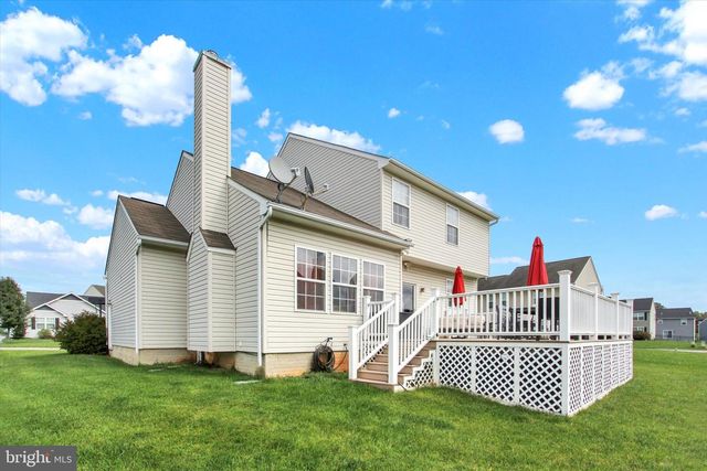 128 FARM HOUSE LN, York, PA 17408
