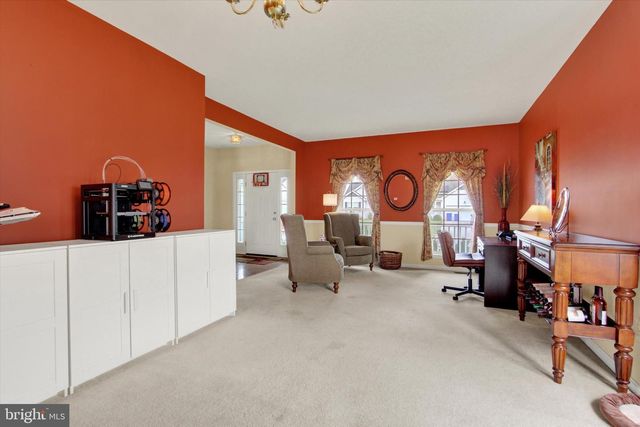 128 FARM HOUSE LN, York, PA 17408